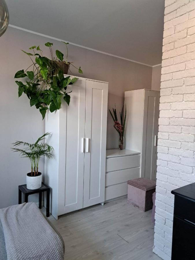 Riia Maantee Apartement Parnu Ngoại thất bức ảnh