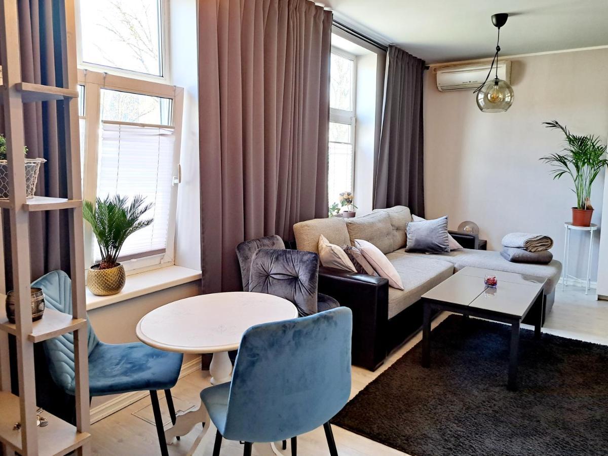 Riia Maantee Apartement Parnu Ngoại thất bức ảnh