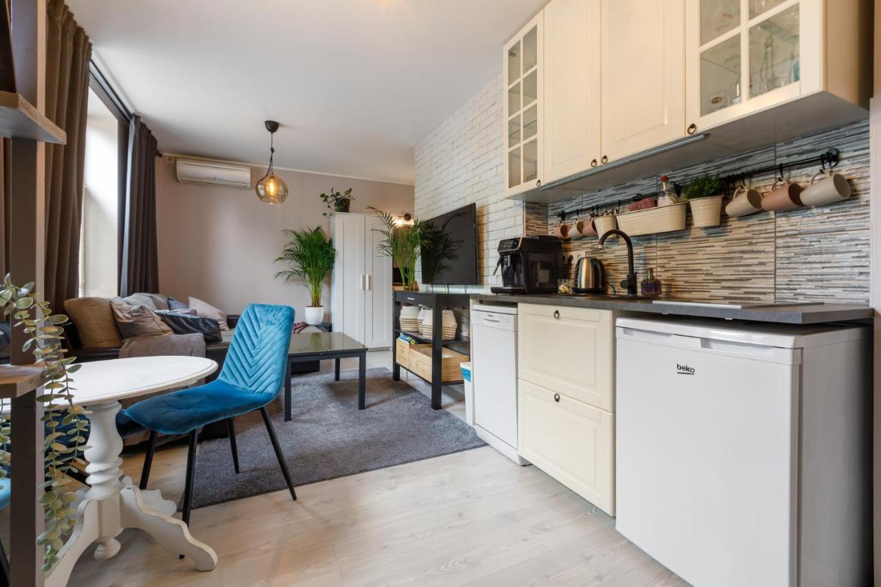 Riia Maantee Apartement Parnu Ngoại thất bức ảnh